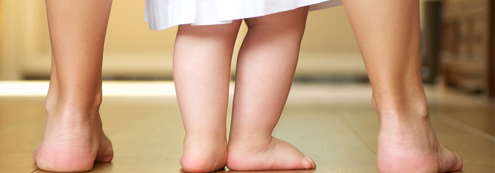 Як допомогти своєму малюкові навчитися ходити? Світ здоров'я