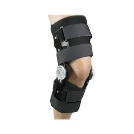 Усиленный фиксатор (ортез) на коленный сустав с амплитудой движения. (MAXAR, NKN-132)