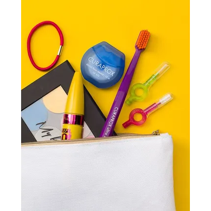 Нитка міжзубна вощена з ароматом м'яти Curaprox DF 834, 50 м, зображення 2