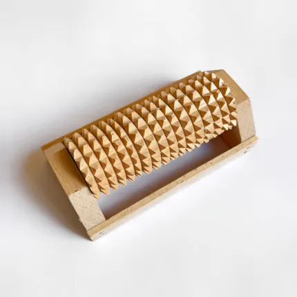 Дерев'яний масажер для ніг 1 ролик