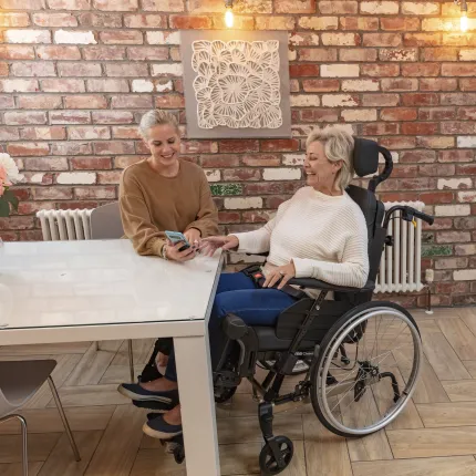 Багатофункціональне крісло колісне Invacare Rea Clematis, Ширина сидіння, см: 49, зображення 3