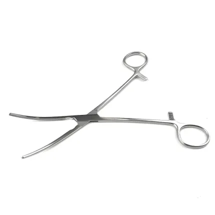 Затискач по Surgiwelomed PEAN атравматичний, кровоспинний, зігнутий. Довжина 20 см