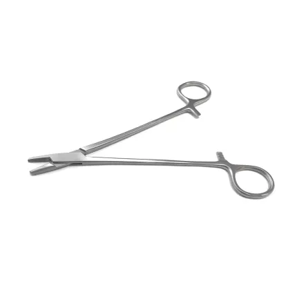 Иглодержатель по Surgiwelomed M.G.H. длина 17 см, с короткой рабочей частью и желобком