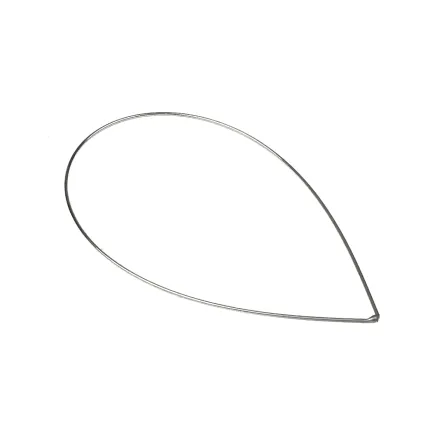 Петля дротяна до щипців по Brunings припаяна. Розмір 0,4x40 мм