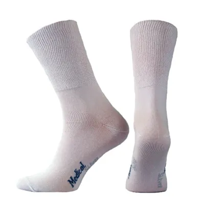 Діабетичні медичні шкарпетки зі сріблом FootMate Medical Silver, Тип шкарпеток: Високі, Розмір шкарпеток: 39/41, Колір шкарпеток: Білий